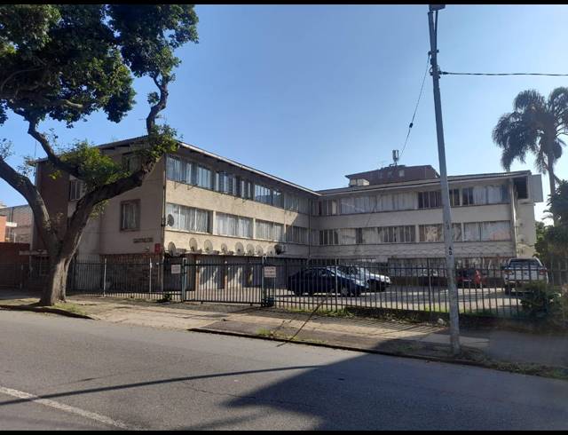 2 BEDROOM FLAT RENTED IN BULWER